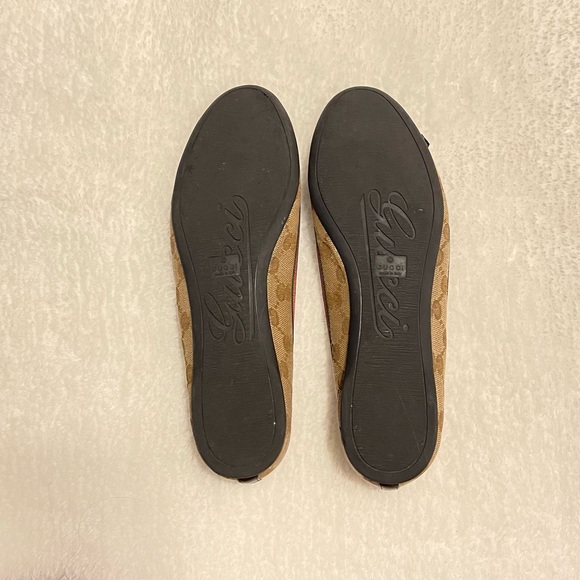 Authentic Gucci Flats - Picture 4 of 8